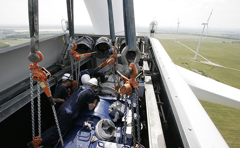 Servicemonteure in der Gondel © Deutsche Windtechnik Servicemonteure in der Gondel © Deutsche Windtechnik