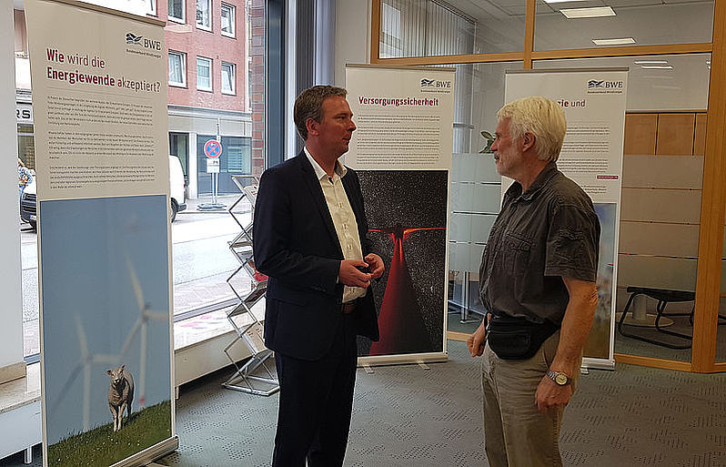 Eröffnung der Wanderausstellung "Wind bewegt" in Elmshorn Eröffnung der Wanderausstellung "Wind bewegt" in Elmshorn