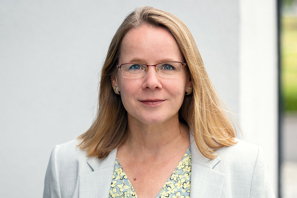 Cornelia Uschtrin Cornelia Uschtrin