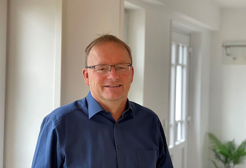 Wolfgang Stapelfeldt Wolfgang Stapelfeldt